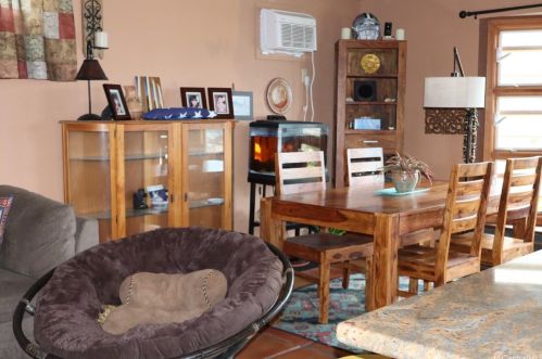 848 Kealahou St, Honolulu HI 96825-2943 exterior