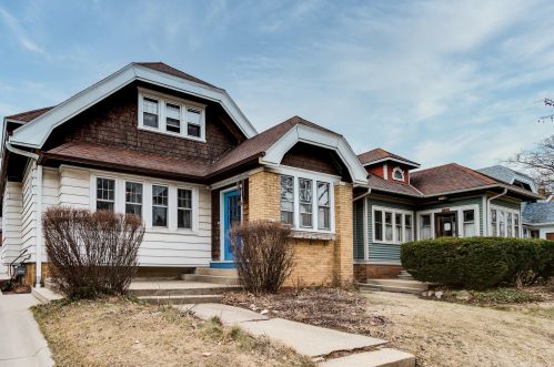 8203 Portland Ave, Milwaukee WI 53213-3015 exterior