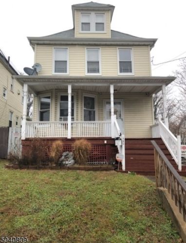 907 Chancellor Ave, Irvington NJ  07111-1213 exterior