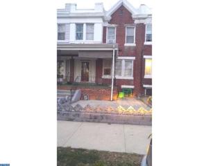 82 8th St, Chester, PA 19013-4242