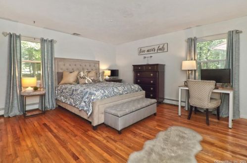 26 Dauria Dr, Seymour CT 06483-2305 exterior