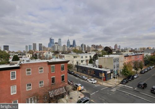 2204 Christian St, Philadelphia PA 19146-2520 exterior