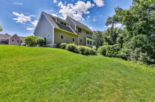21 Cochichewick Dr, North Andover, MA 01845-1232
