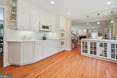 11008 Stanmore Dr, Rockville MD exterior