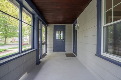 112 Manchester Ter, Springfield, MA 01108-3456