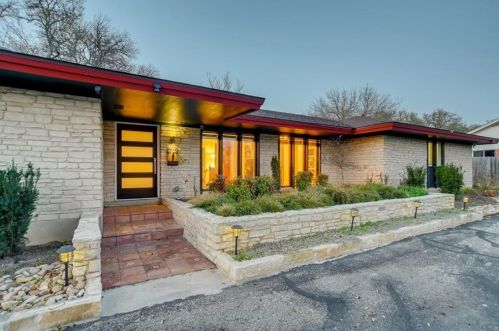 8702 Crest Ridge Cir, Austin, TX 78750-3016