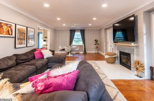 312 36th St, Paterson NJ 07504-1716 exterior