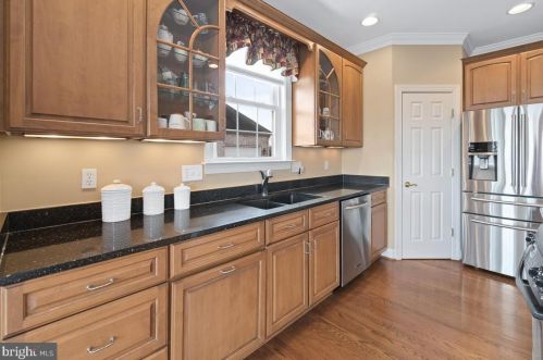 6705 Christmasberry Ct, Middletown MD exterior