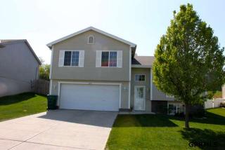 3020 150th St, Omaha, NE 68116-8185