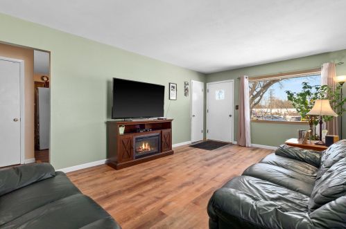 1210 104, Milwaukee WI 53214-3928 exterior