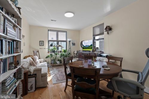 1336 Girard Ave, Philadelphia PA 19122-4212 exterior