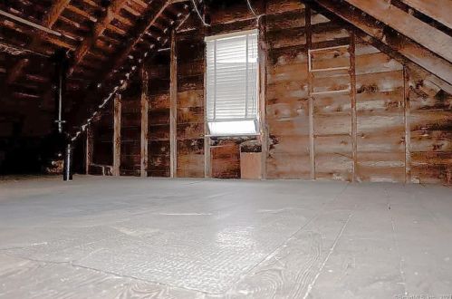 49 Brk St, Torrington CT 06790-5012 exterior