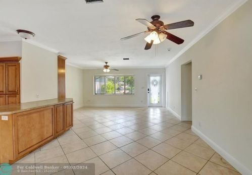 1364 4 St, Boca Raton FL 33486-4433 exterior