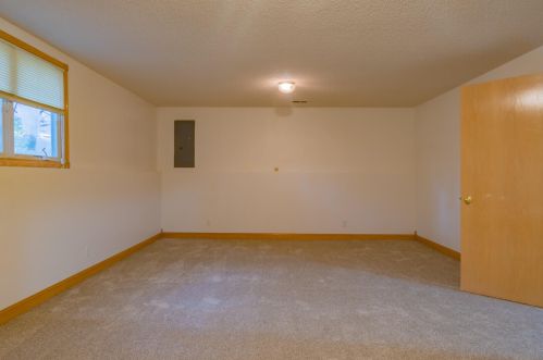 3470 Polonaise Dr, Meskegon MI 49442-1775 exterior