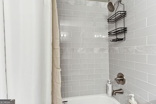 4096 Clay Dr, Atlanta GA  30360-2522 exterior