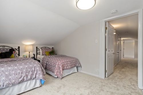 2128 Mobile Ave, Chicago IL 60634-1547 exterior