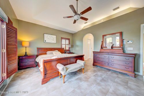 2006 Sykes Crk Dr, Merritt Island FL 32953-3065 exterior