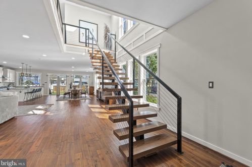 2216 30th St, Washington DC  20020-3369 exterior