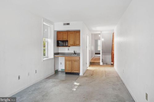 131 Greenwich St, Philadelphia PA 19147-6023 exterior