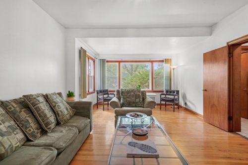 4123 Cicero Ave, Chicago, IL 60641-1809