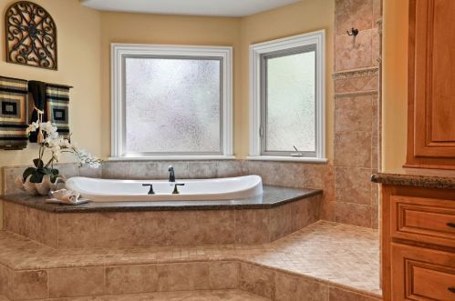 6069 Aldea Dr, Folsom CA 95762-7717 exterior