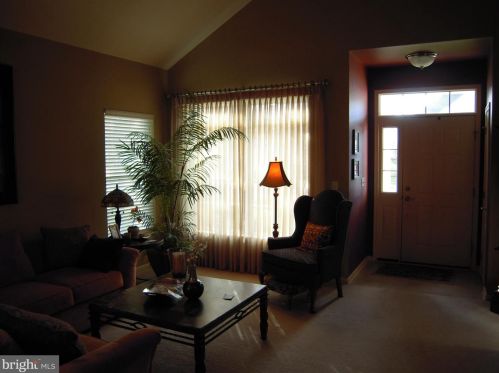 1808 Buchers Ml, Lancaster PA 17601-4634 exterior