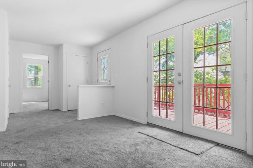 227 Gdn Ter, Runnemede NJ 08078-1420 exterior