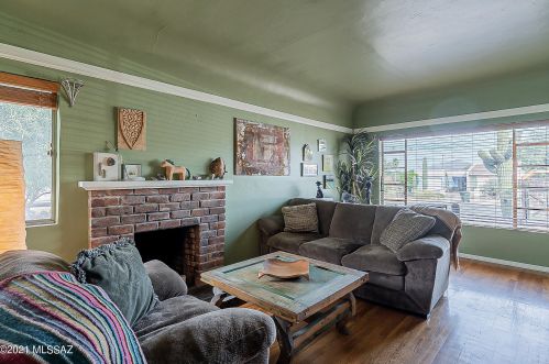 4006 Fairmount St, Tucson AZ 85712-3926 exterior