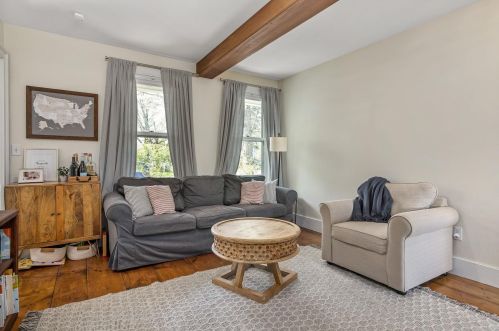 9 Arch St, Dover NH 03820-3627 exterior