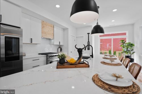 502 Randolph St, Washington DC  20011-5906 exterior