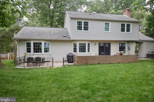 629 Goldsborough Dr, Rockville MD 20850-1905 exterior