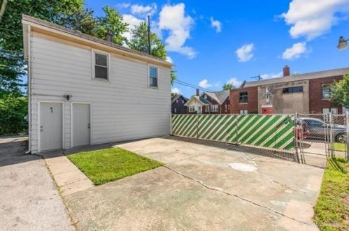 24 138th St, Chicago IL 60827-1661 exterior