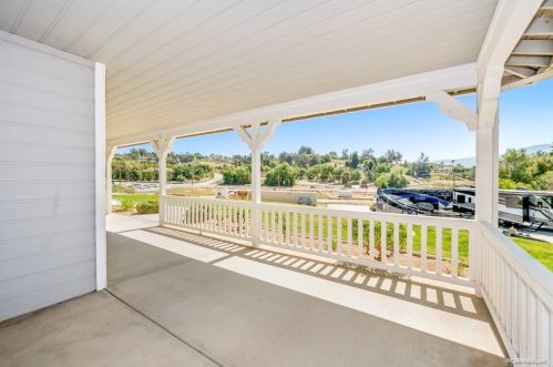 34765 Linda Rosea Rd, Temecula CA  92592-7822 exterior