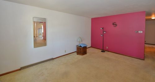 1468 Granada St, Milwaukee, WI 53221-5110