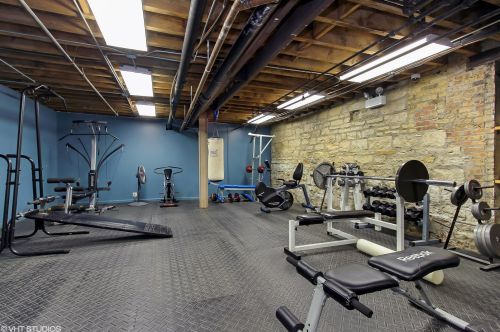 525 Halsted St, Chicago IL 60642-6599 exterior