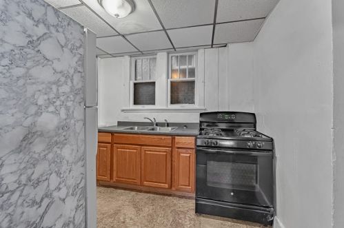 2659 Glenmawr St, Pittsburgh PA 15204-1830 exterior