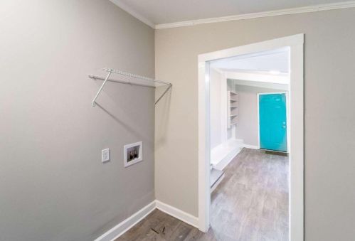 772 Amber Pl, Atlanta GA  30331-3414 exterior