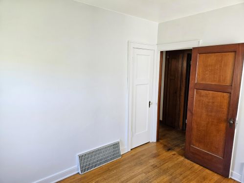 3026 15 St, Milwaukee WI 53215-3715 exterior