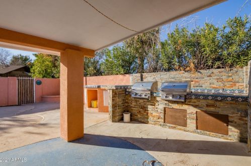 13824 34th Ave, Phoenix AZ 85053-2908 exterior