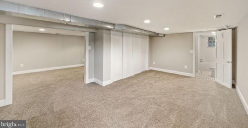 1504 Lawrence St, Washington DC 20017-2913 exterior