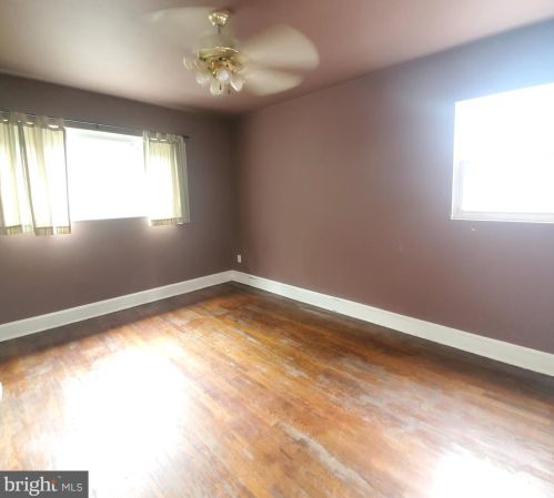 212 Malcolm X Ave, Washington DC 20032-1641 exterior