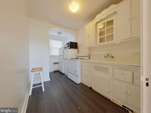 1301 Magee, Philadelphia PA 19111-4915 exterior