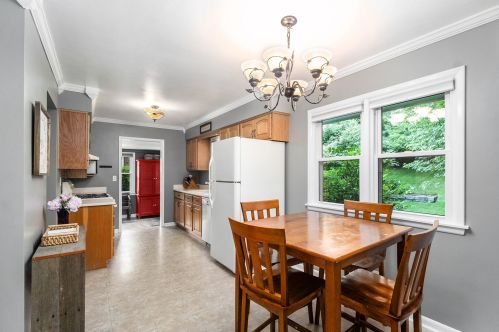 5148 Bronson Blvd, Kalamazoo MI 49024-5744 exterior