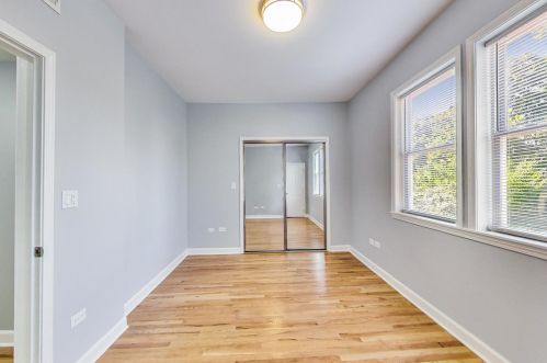 2623 Monticello Ave, Chicago IL 60618-5321 exterior