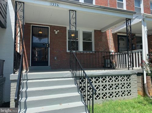 1326 Holbrook St, Washington DC  20002-3914 exterior