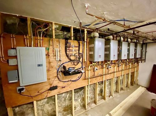 60 Lk St, Webster MA 01570-2605 exterior