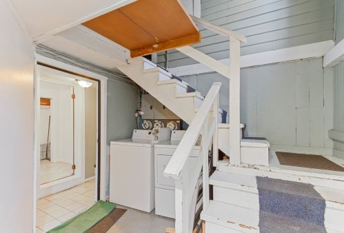 4577 Elston Ave, Chicago IL 60618-1813 exterior