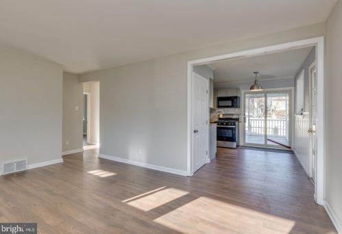 232 Phillips Ave, Runnemede NJ 08078-1949 exterior