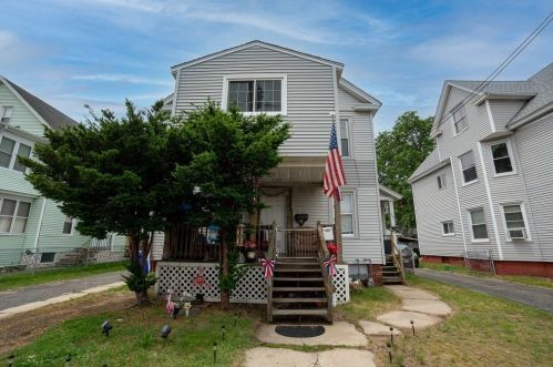 610 Dickinson St, Springfield MA  01108-3102 exterior