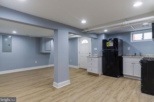 1611 25th St, Washington DC 20020-5361 exterior